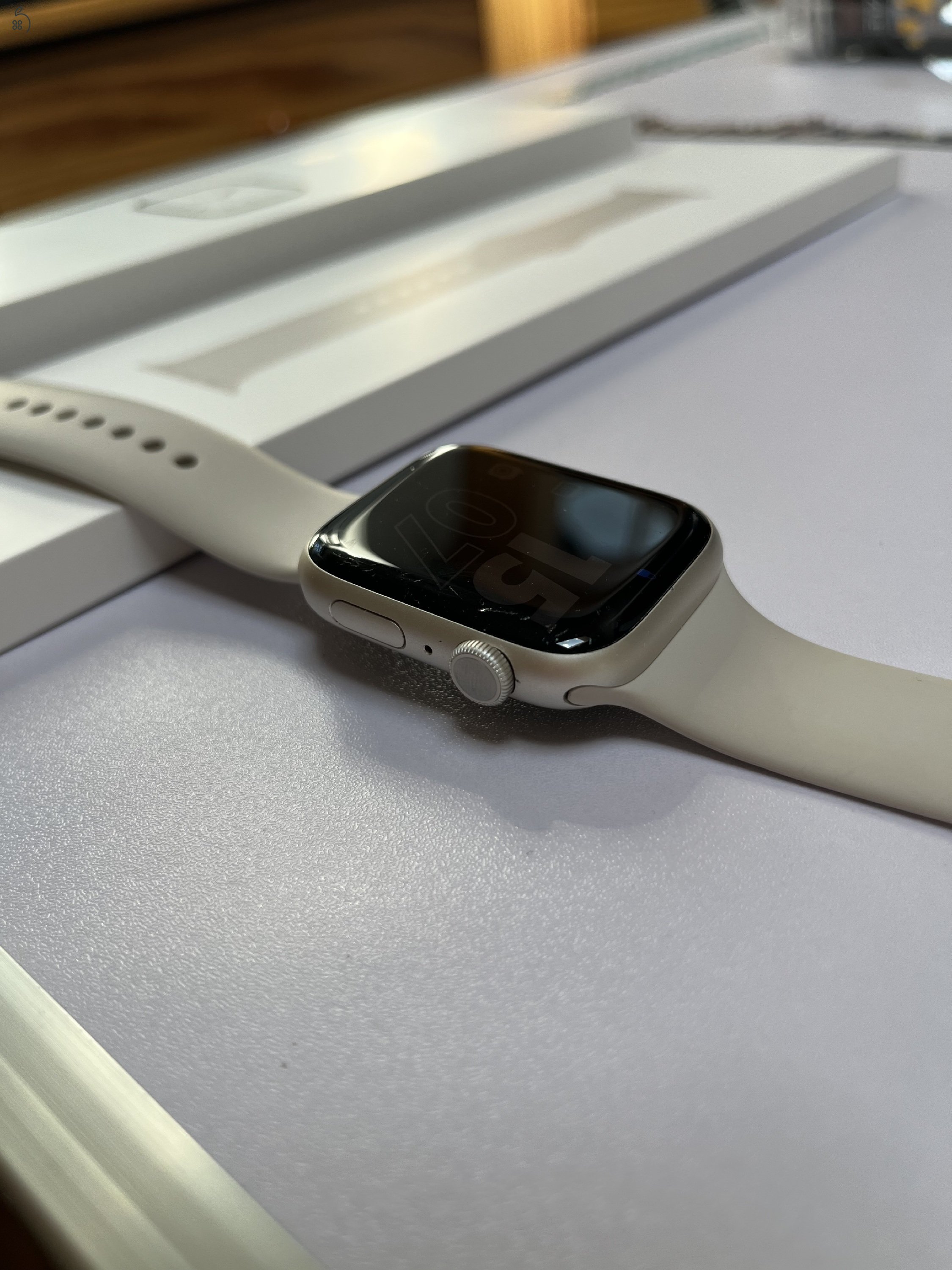 Apple Watch Series 7 45mm Starlight