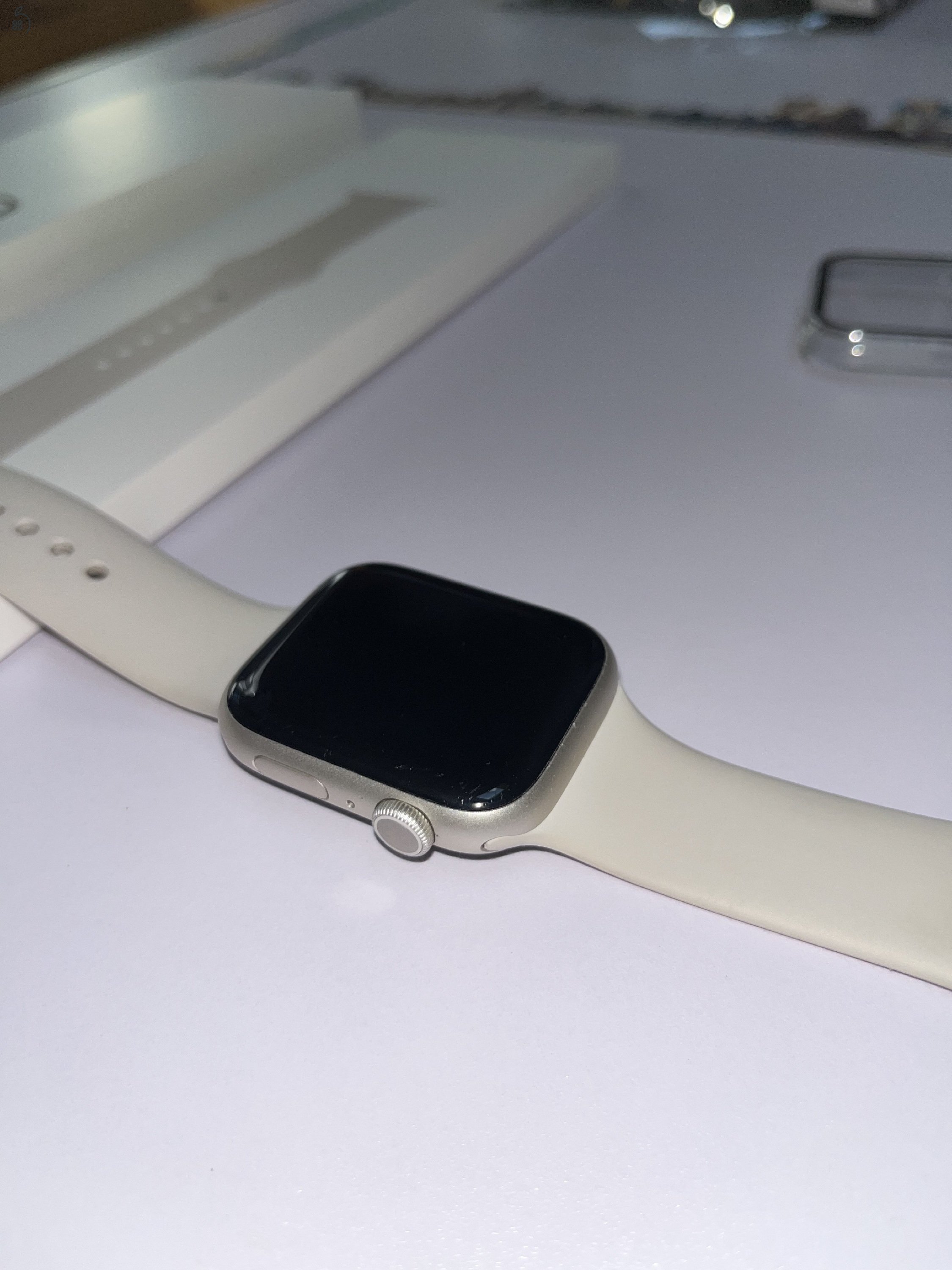 Apple Watch Series 7 45mm Starlight