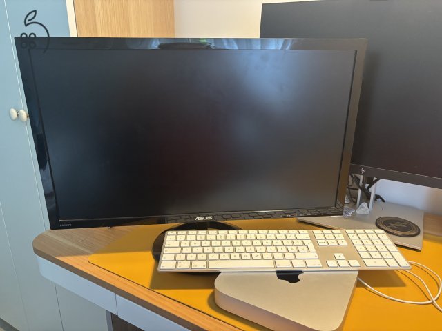 M1 Mac Mini 8GB /256 GB + Billentyűzet + Monitor