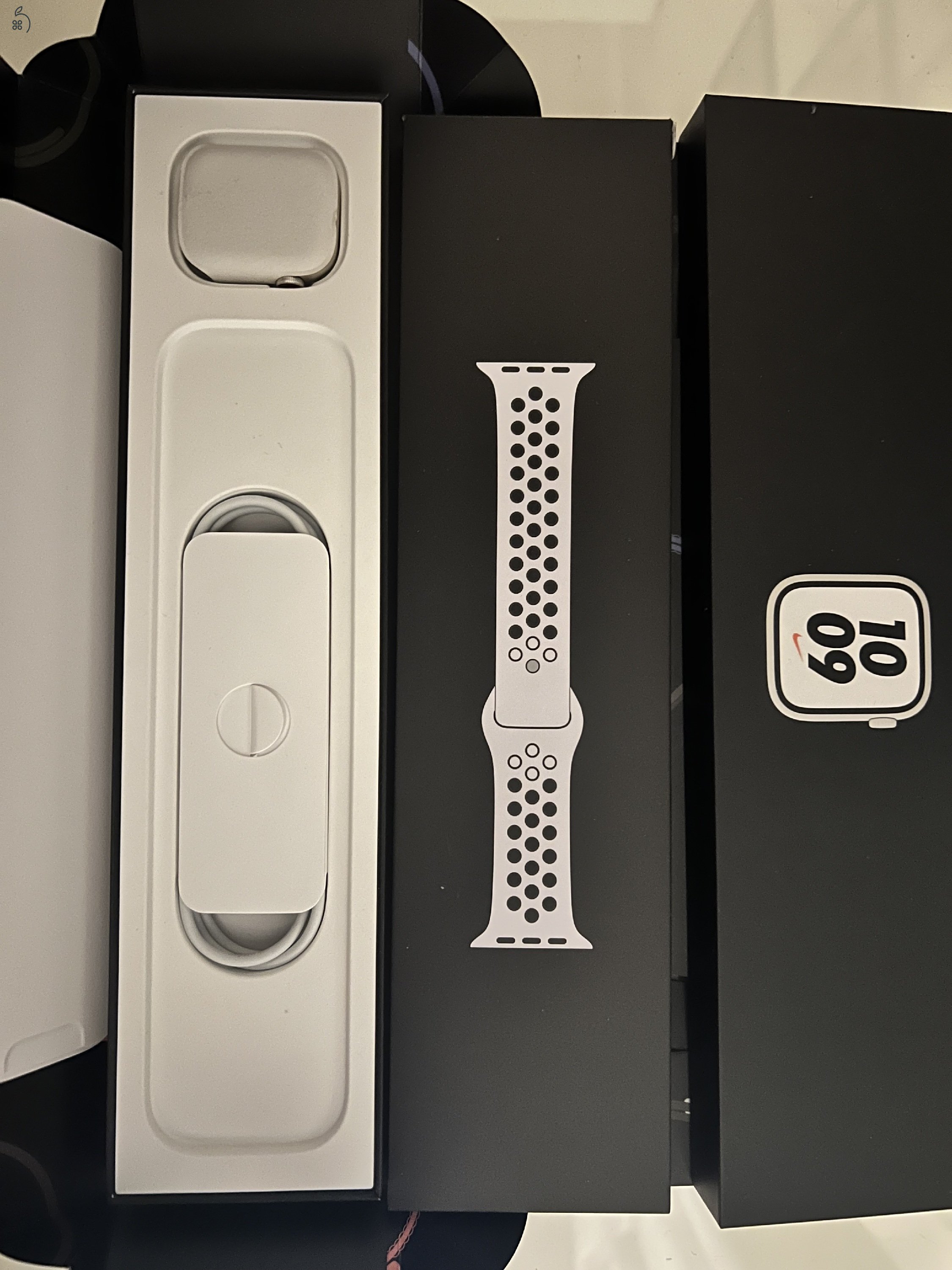 Apple Watch Nike Series 7 Cellular