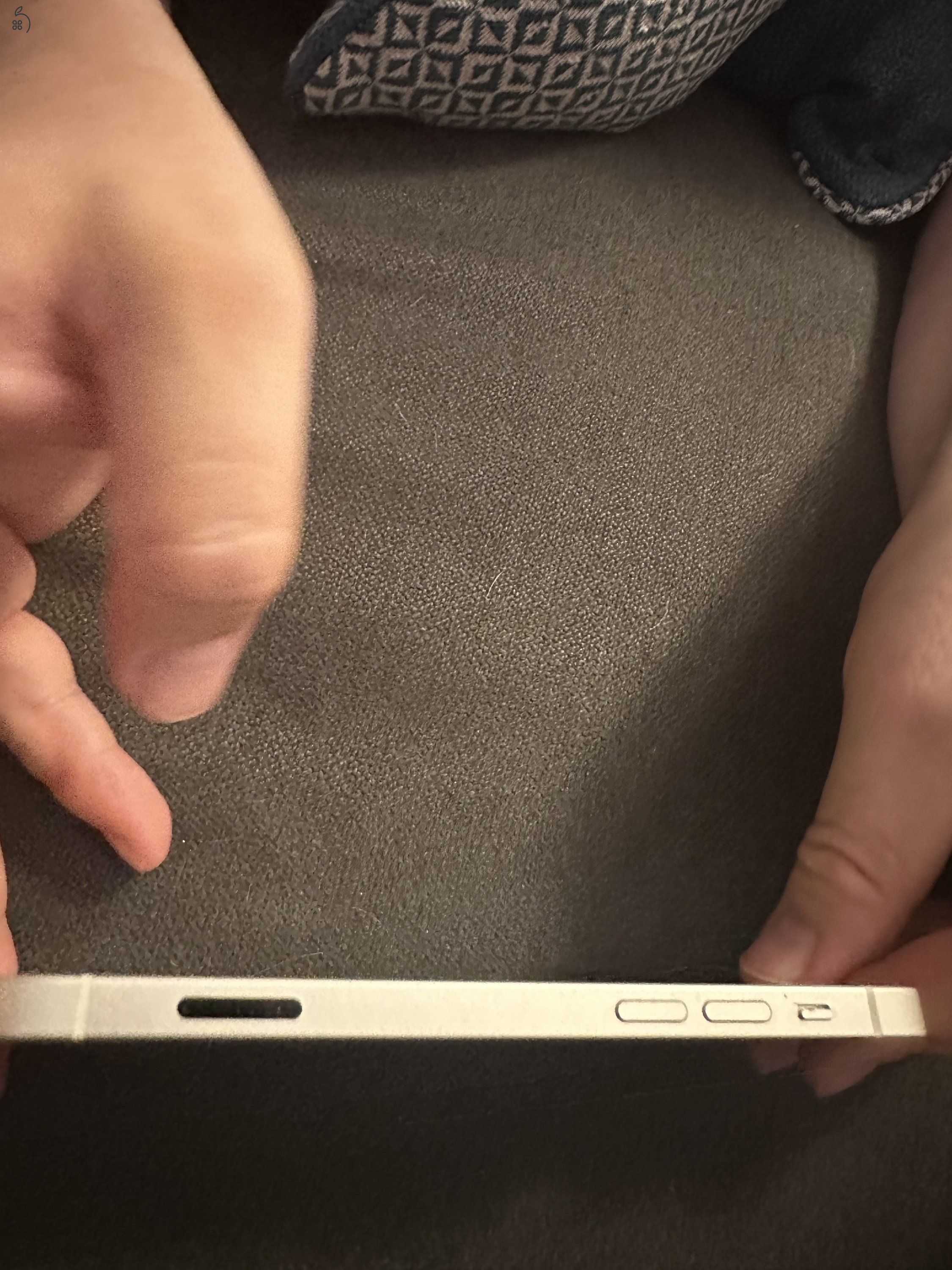 Iphone 12 áron alul eladó