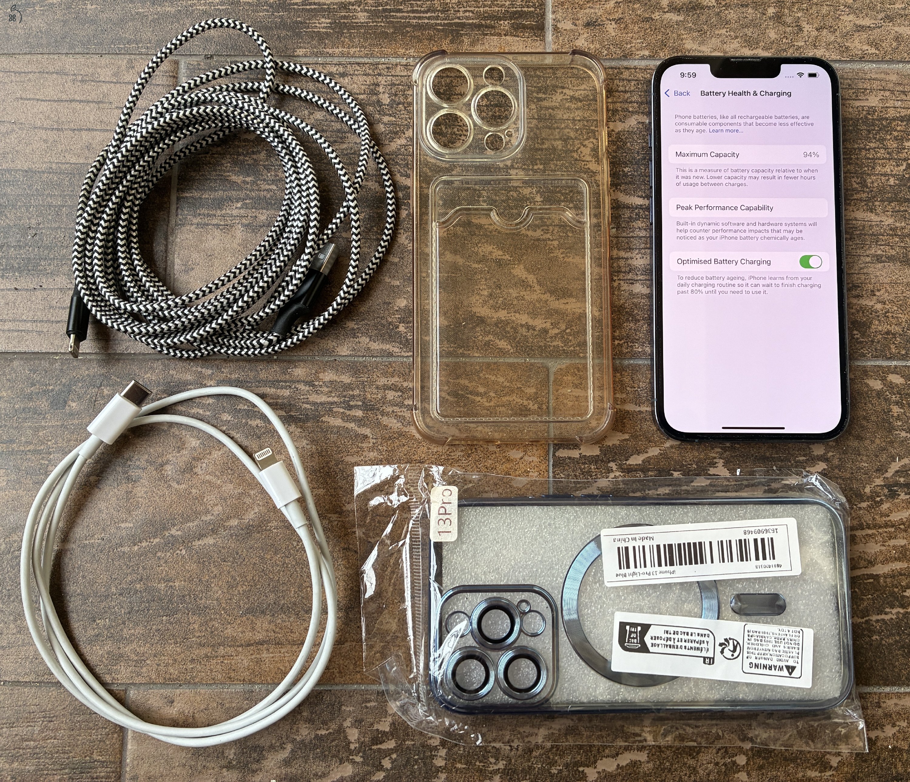 IPhone 13 Pro 256Gb 94% akku, 2 tok és 2 kábel ajándék