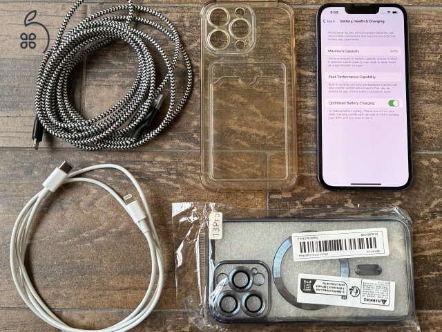 IPhone 13 Pro 256Gb 94% akku, 2 tok és 2 kábel ajándék