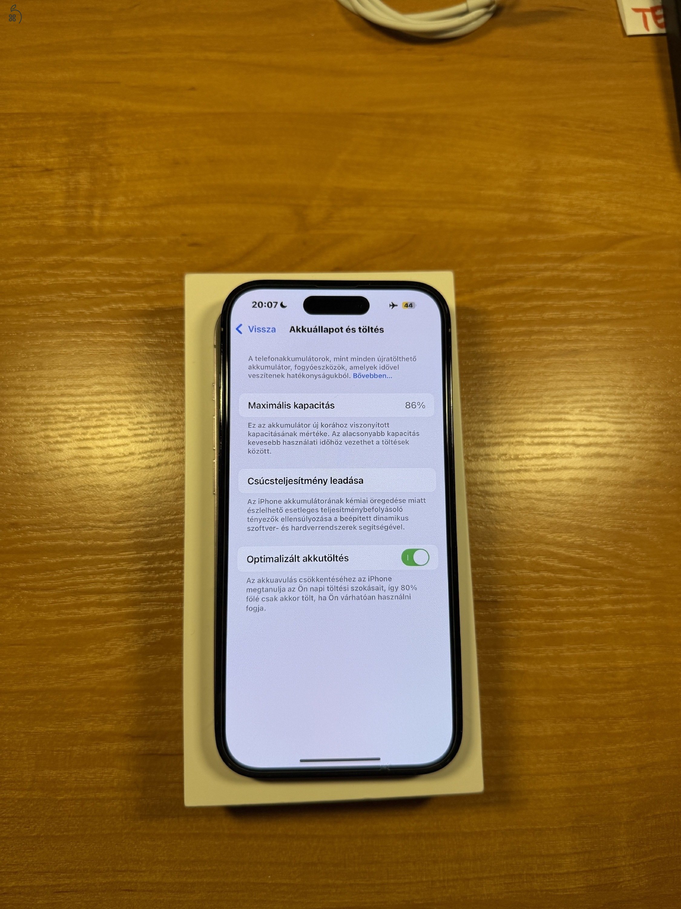 Apple iPhone 14 Pro 128GB – asztrofekete, kártyafüggetlen
