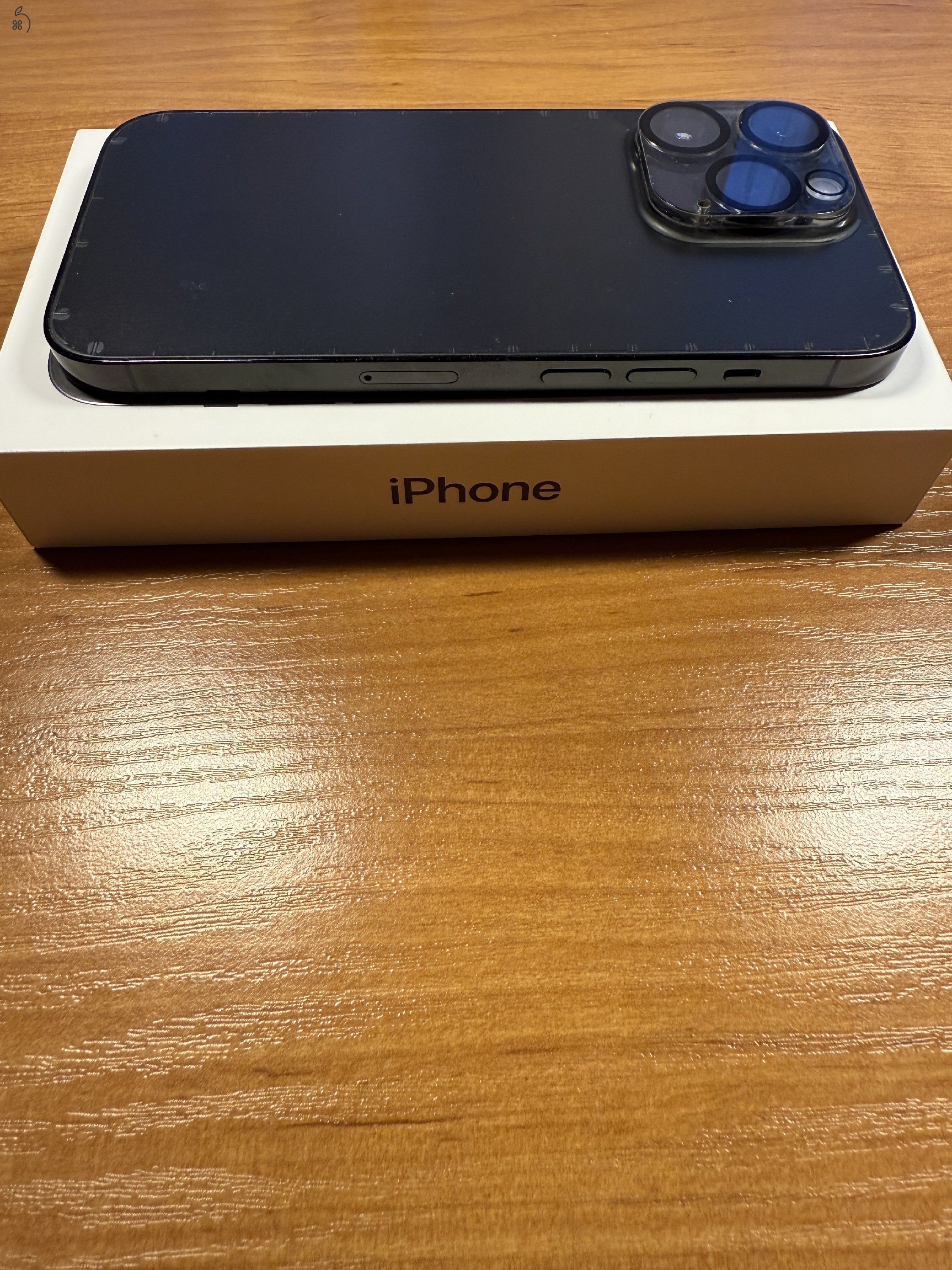 Apple iPhone 14 Pro 128GB – asztrofekete, kártyafüggetlen