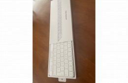 Magic Keyboard 