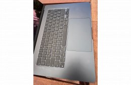 MacBook Air 15