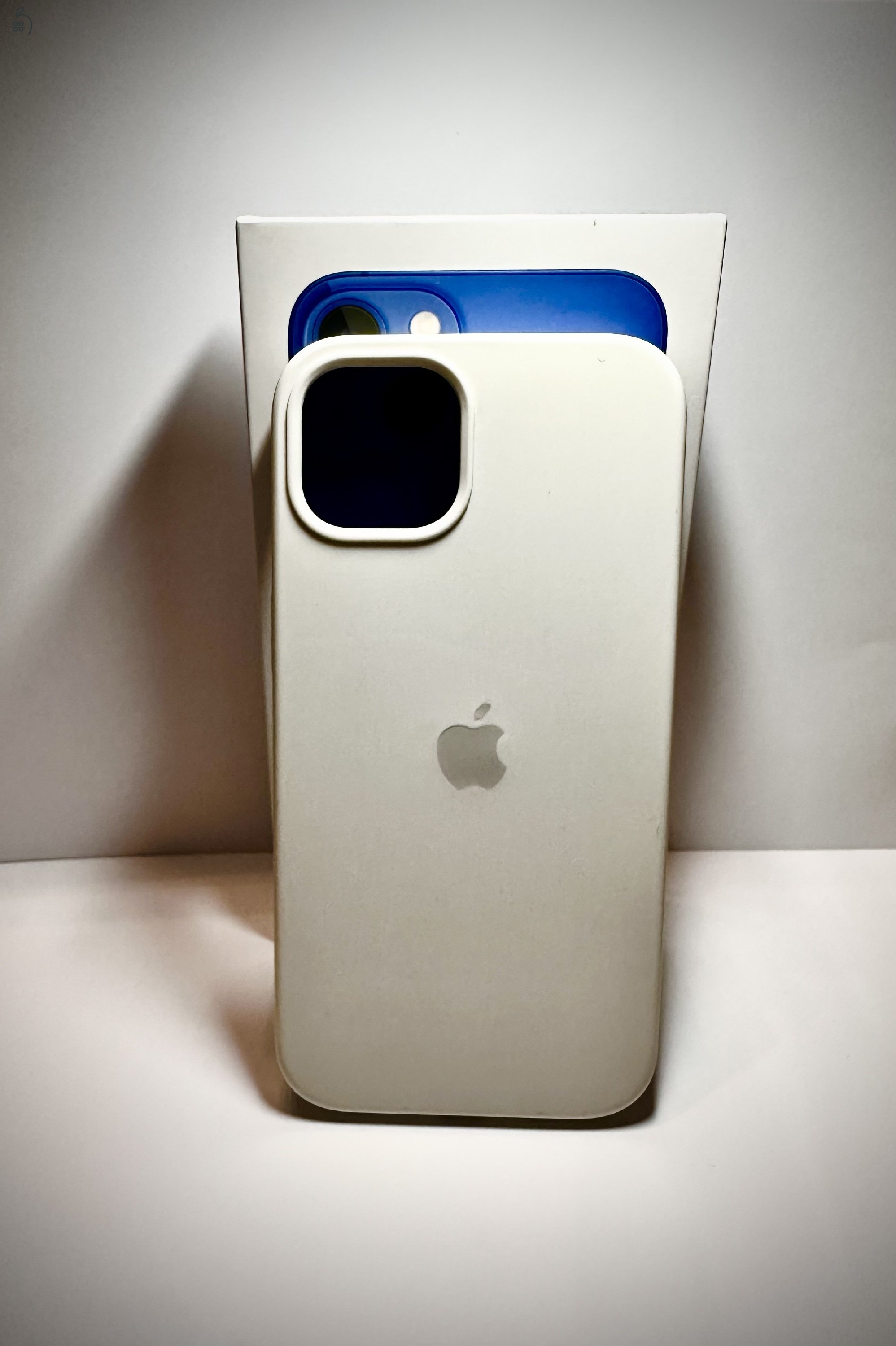 iPhone 13 - 128 GB - kék - független - szép állapot