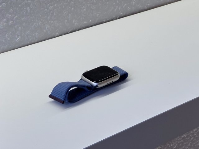 Apple Watch S7 Starlight 45MM 2 ÉV Garanciával Számlával