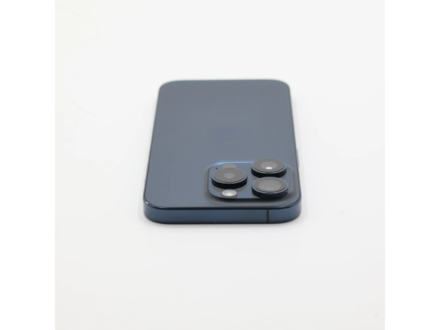 + Ajándékkal és 1 év garanciával! Felújított iPhone 15 Pro 128 GB Blue Titanium