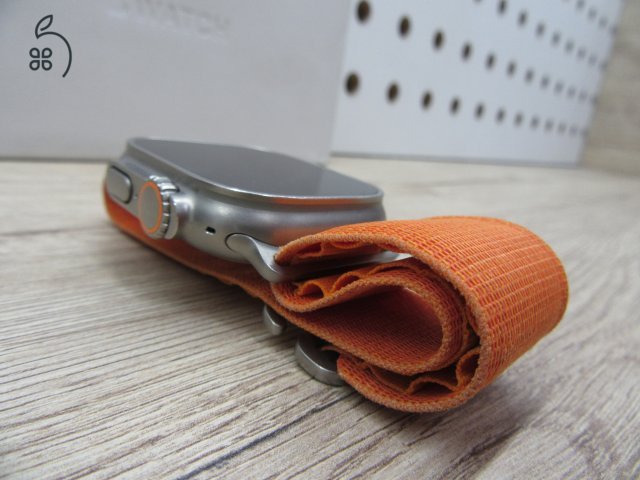 Apple Watch Ultra – Titanium Orange – 49 mm – Használt, szép állapotban – 90%-os akkukondíció – 3 hónap garanciával