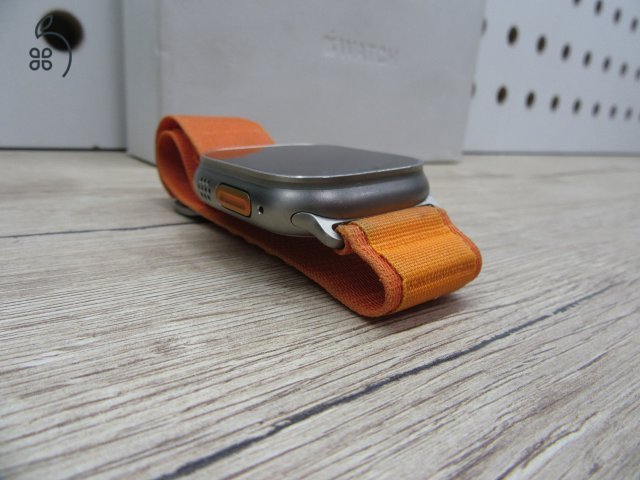 Apple Watch Ultra – Titanium Orange – 49 mm – Használt, szép állapotban – 90%-os akkukondíció – 3 hónap garanciával