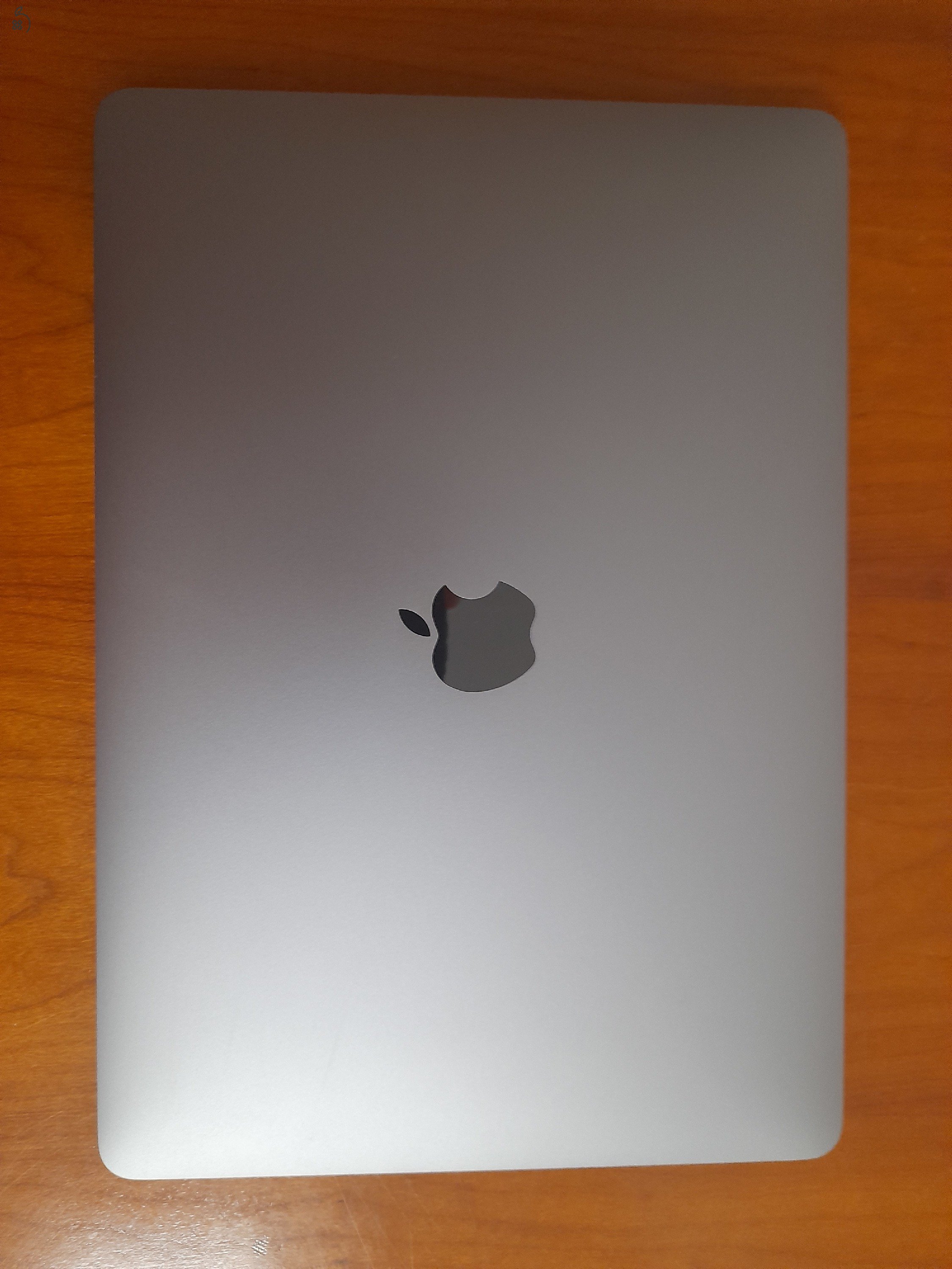 Apple MacBook Air M1 2020 (model A2337 EMC3598) 13