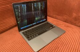 MacBook Air 13
