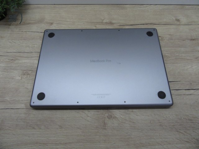 Apple Macbook 16 M1 Pro - 2021 - Használt, szép állapot - 32 Gb RAM - 500 Gb SSD - 3 hónap garancia