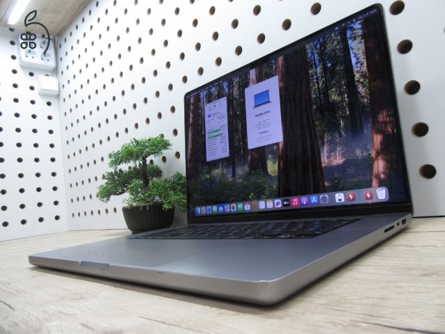  Apple Macbook 16 M1 Pro - 2021 - Használt, megímélt állapot - 32 Gb RAM - 500 Gb SSD - 3 hónap garancia 