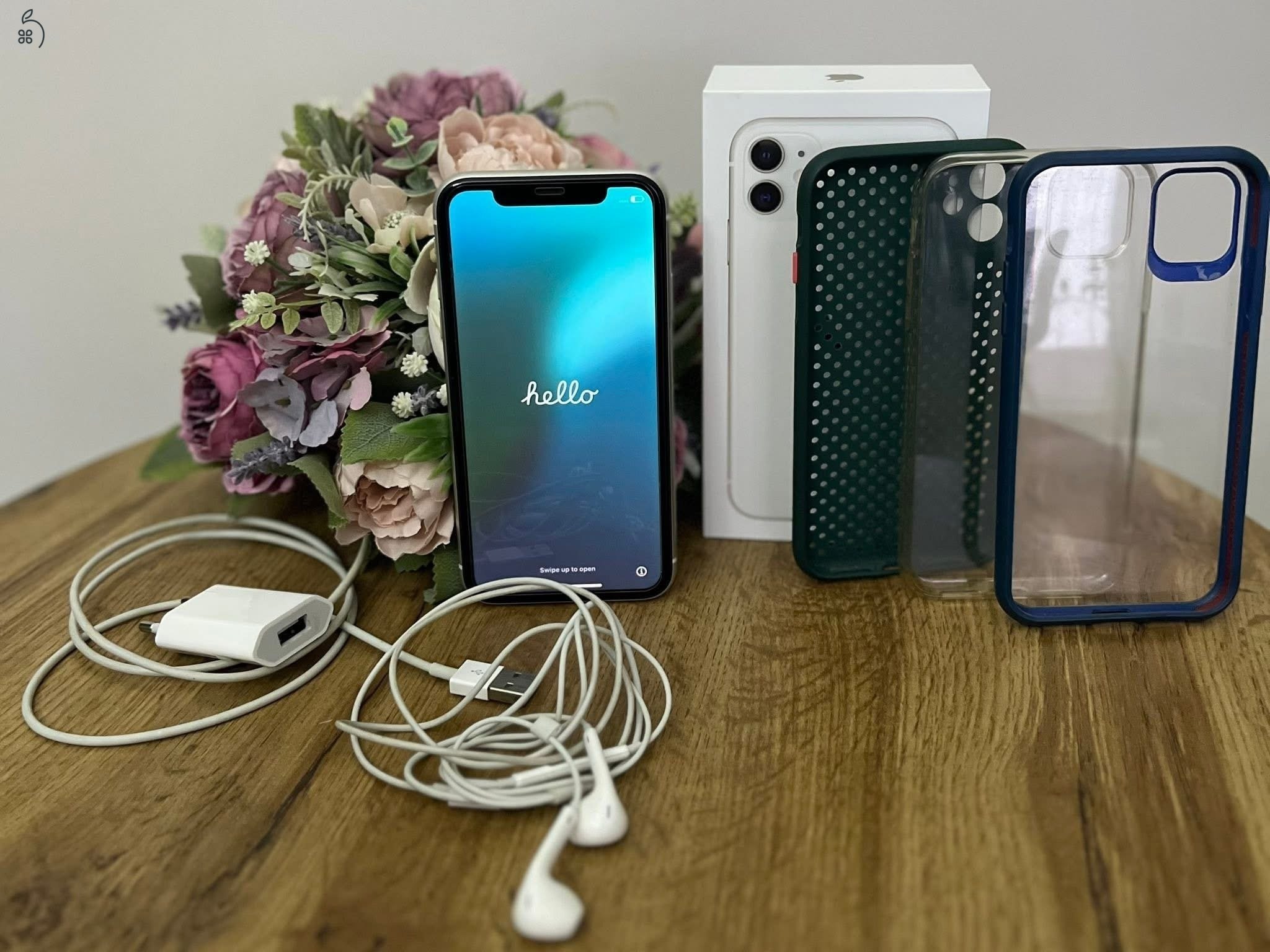 IPhone 11 64 GB fehér ! Gyönyörű állapot!