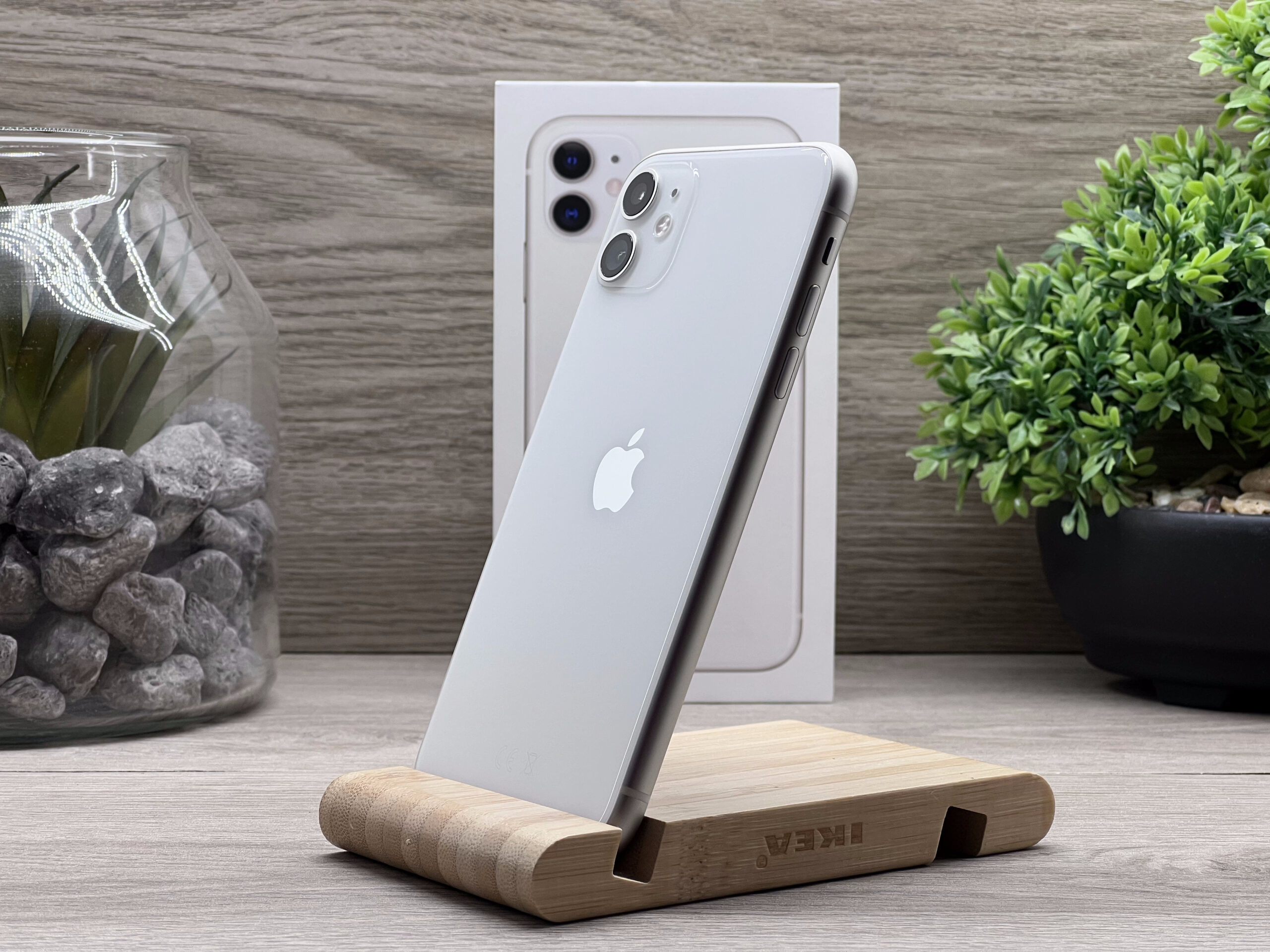 Hibátlan iPhone 11 White 64GB 2 ÉV Garanciával Számlával Aksi 98%