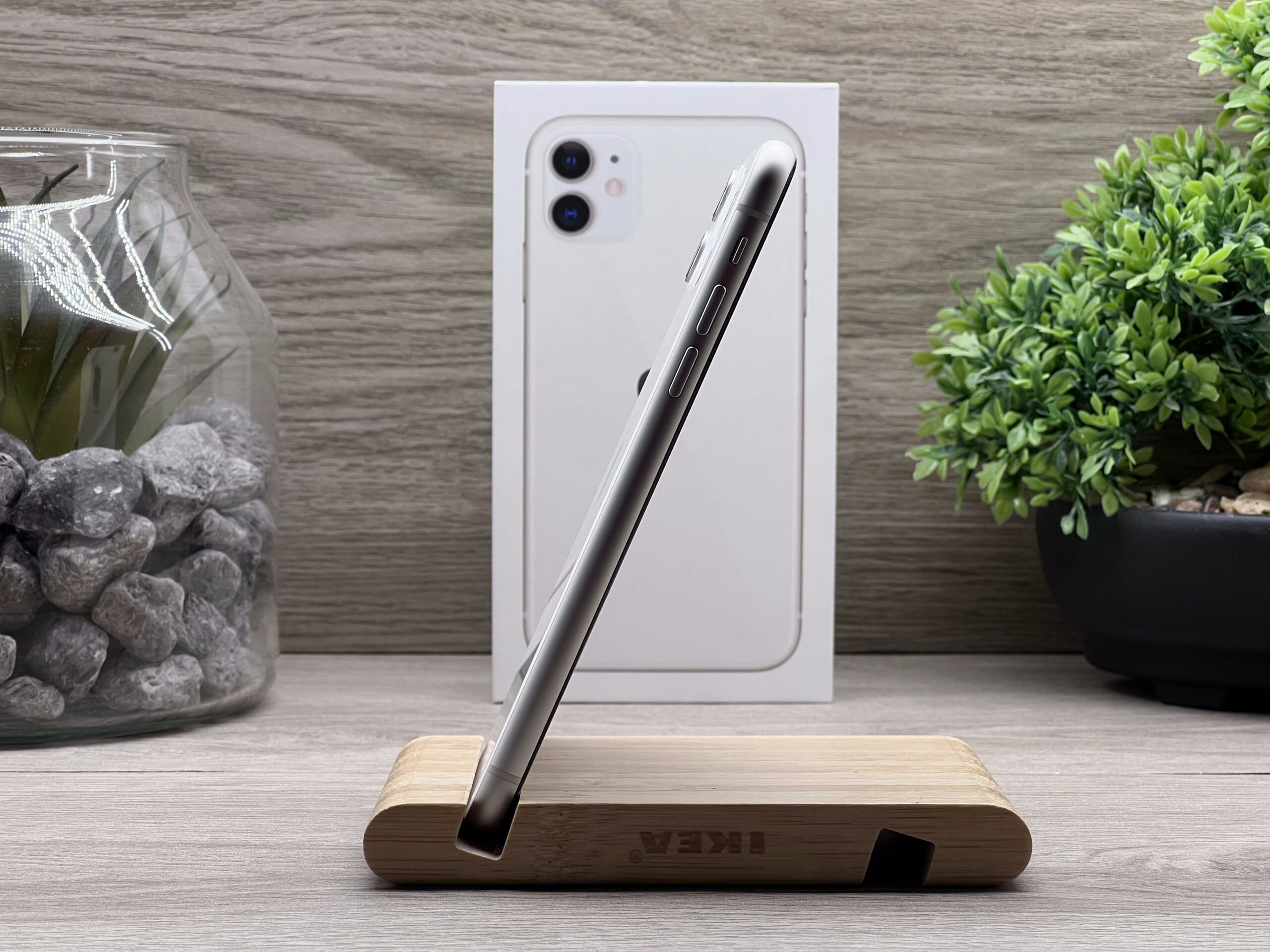 Hibátlan iPhone 11 White 64GB 2 ÉV Garanciával Számlával Aksi 98%
