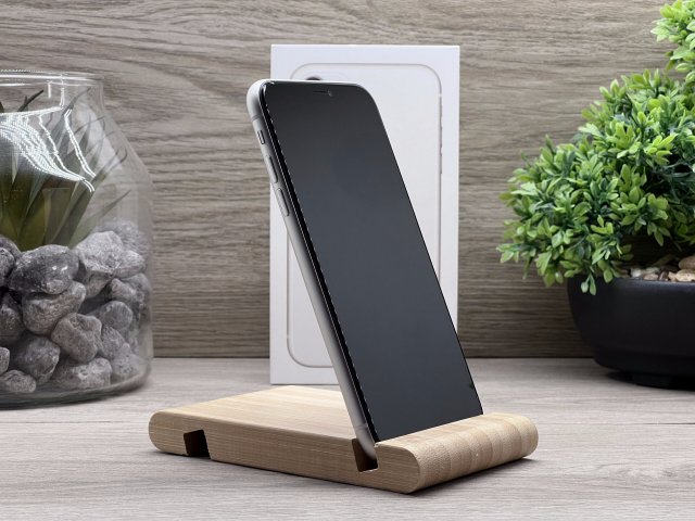 Hibátlan iPhone 11 White 64GB 2 ÉV Garanciával Számlával Aksi 98%