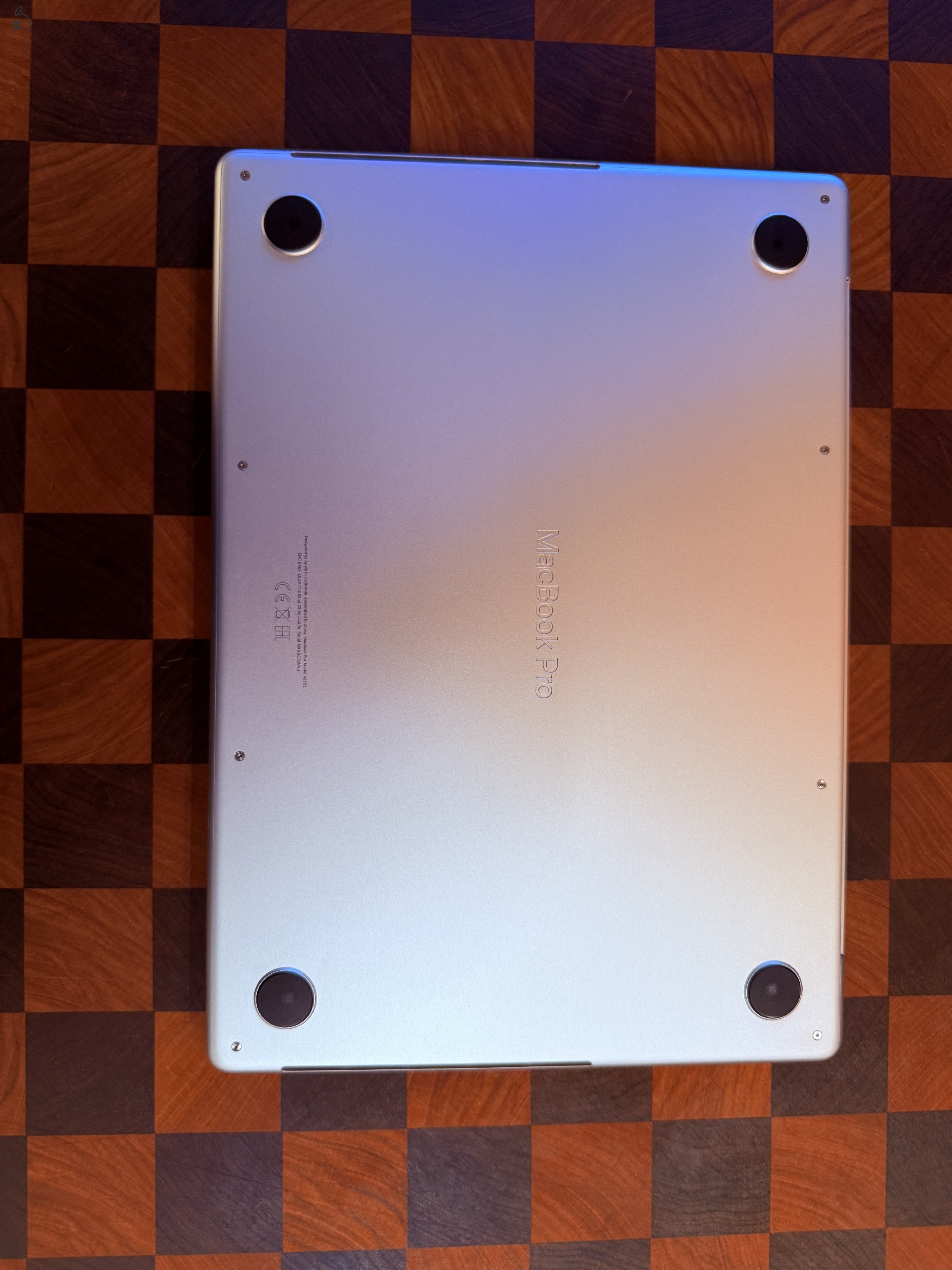 Macbook Pro 14” M3 Pro, 18GB, 1TB SSD