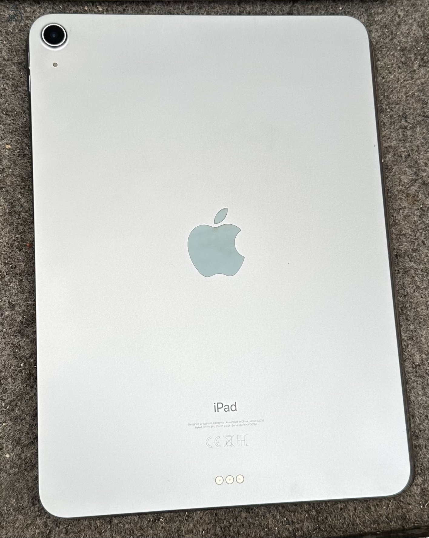iPad Air 4 (64GB, WIFI, Space Gray, Akku 85%, ciklusok száma: 161)