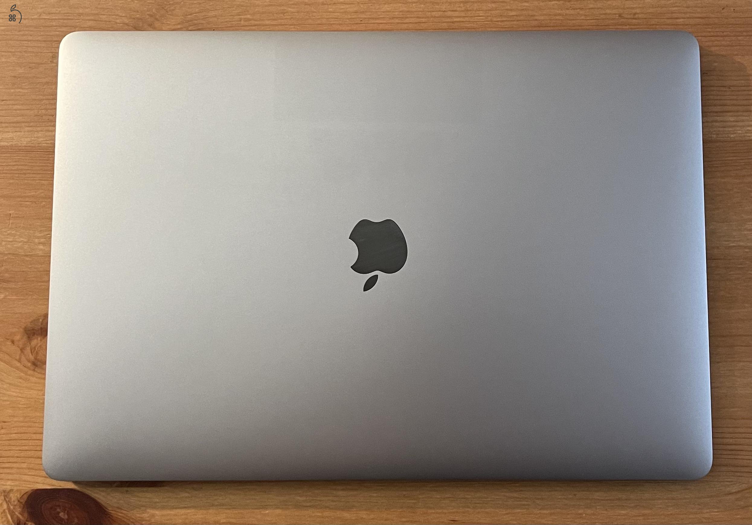 Macbook Pro 2019 i9 16 GB ram, 500 GB ssd