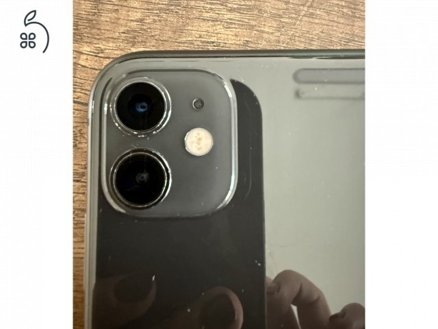 iPhone 11 (128GB, fekete)