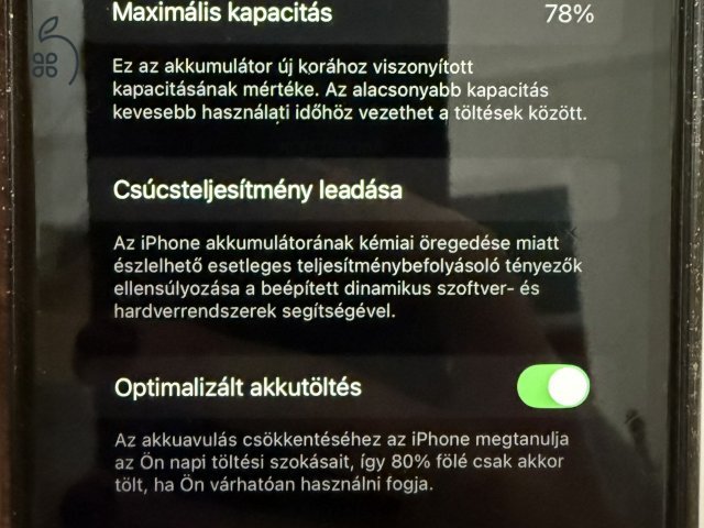 iPhone 11 (128GB, fekete)
