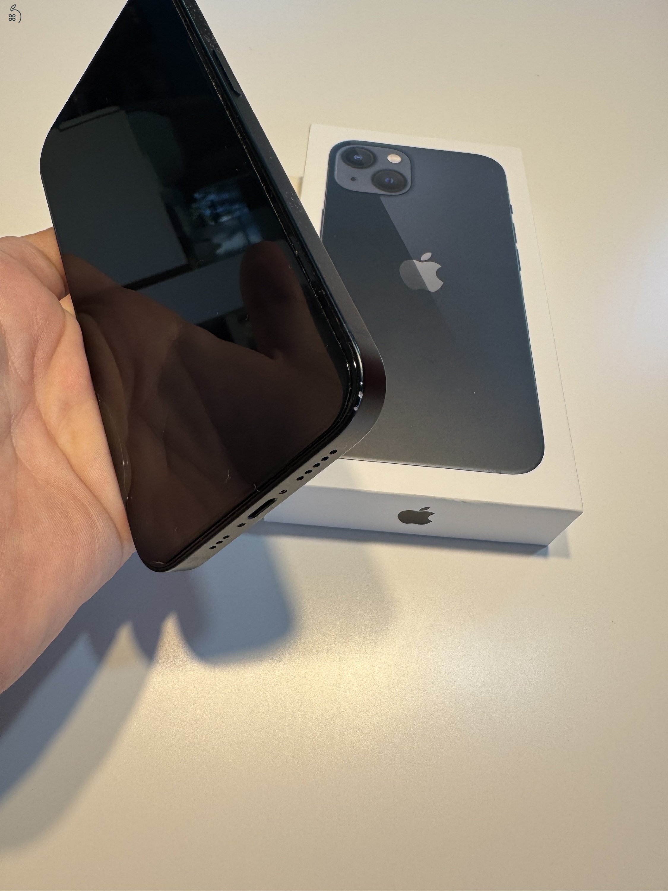 iPhone 13 – 128 GB – Midnight – gyári független