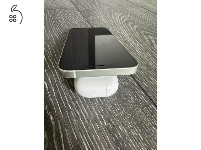 Eladó Iphone 12 / 64 Gb / Kártyafüggetlen / 85% aksi.