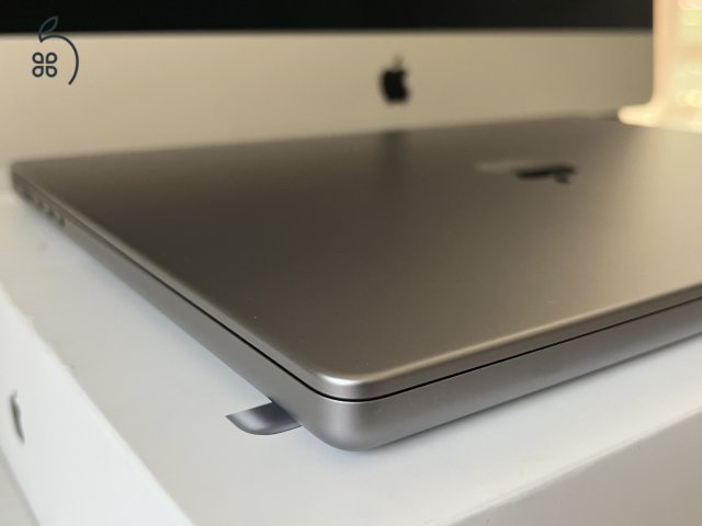 MacBook Pro 16