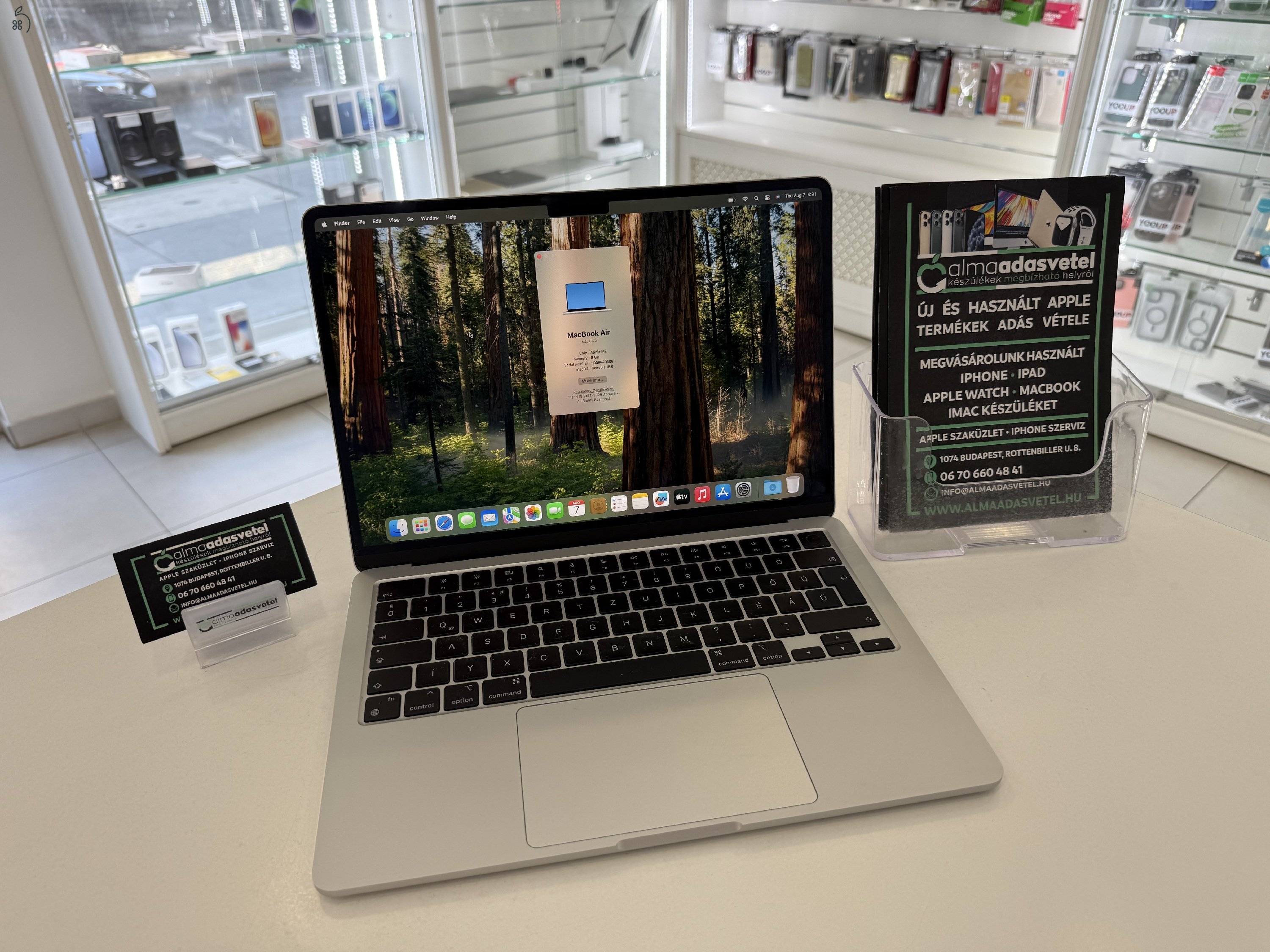 MacBook Air M2 13