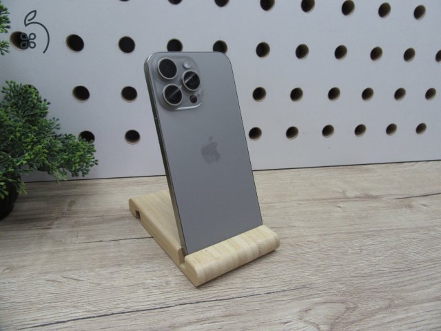 Apple iPhone 15 Pro Max – Brutál dizájn, hatalmas teljesítmény! – 256 GB – Használt, karcmentes – 3 hónap garanciával