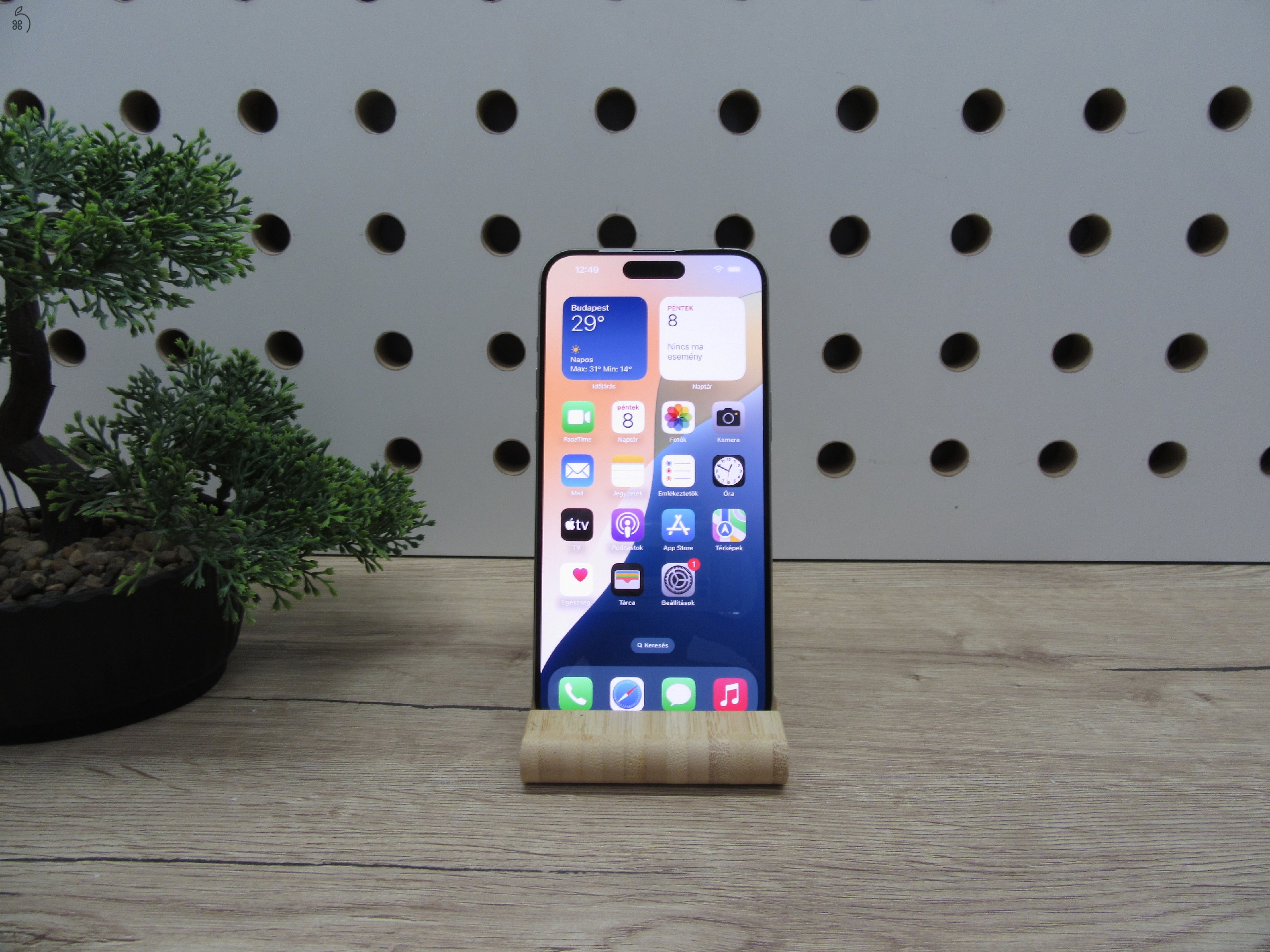 Apple iPhone 15 Pro Max – Brutál dizájn, hatalmas teljesítmény! – 256 GB – Használt, karcmentes – 3 hónap garanciával