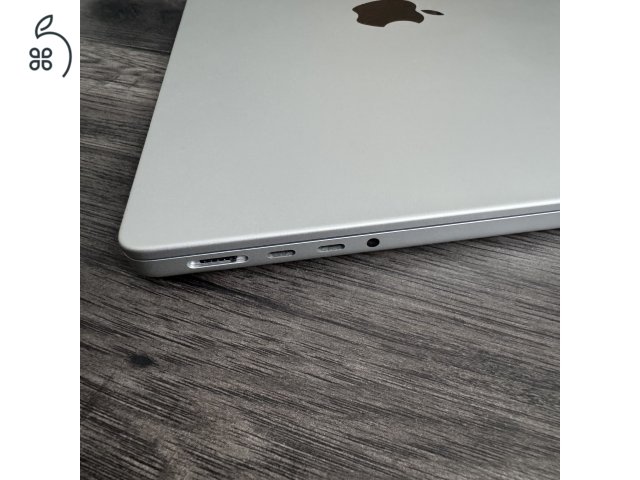 MacBook Pro 14
