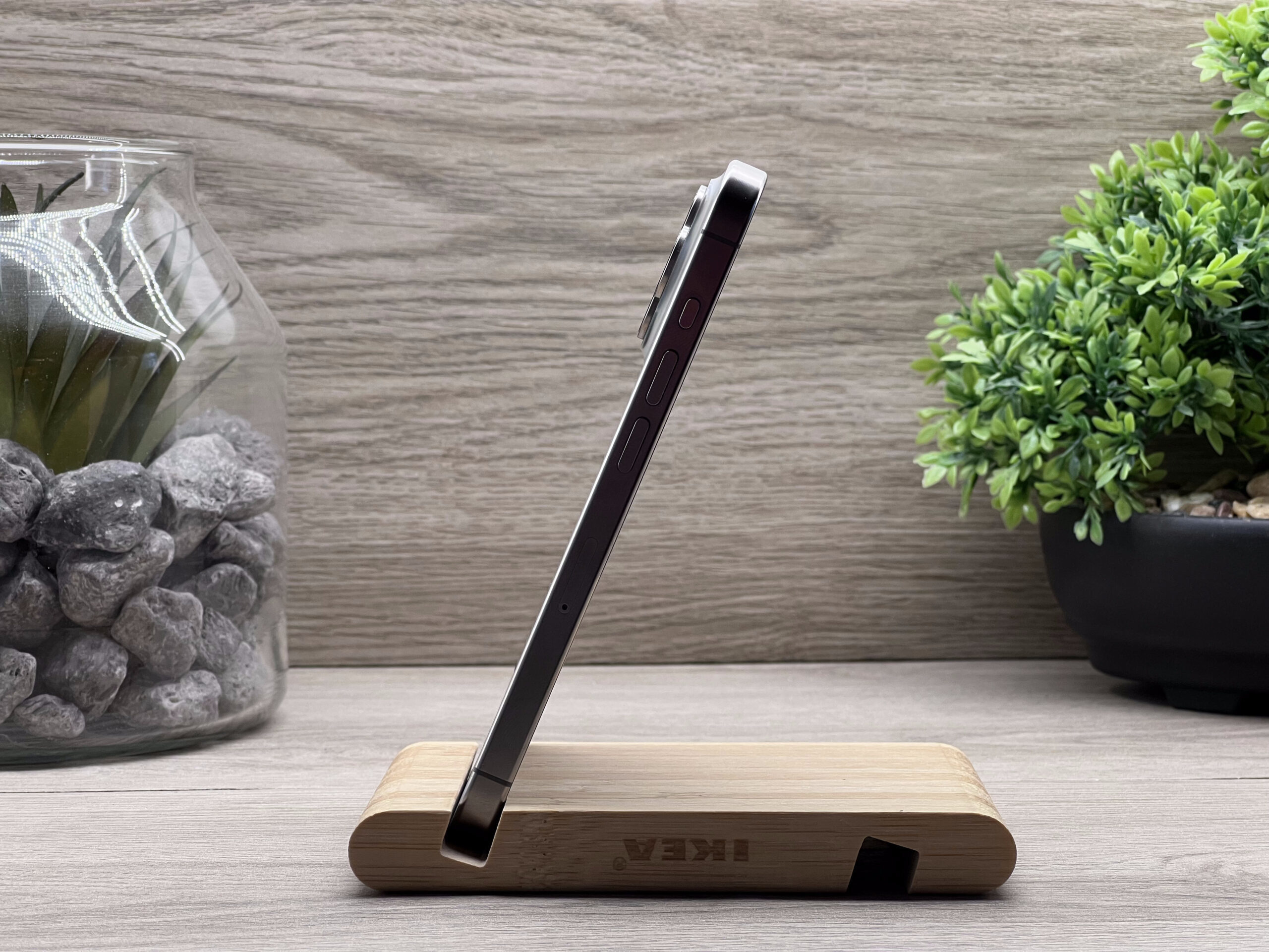 iPhone 15 Pro Natural Titanium 256GB 2 ÉV Garanciával Számlával Aksi 94%