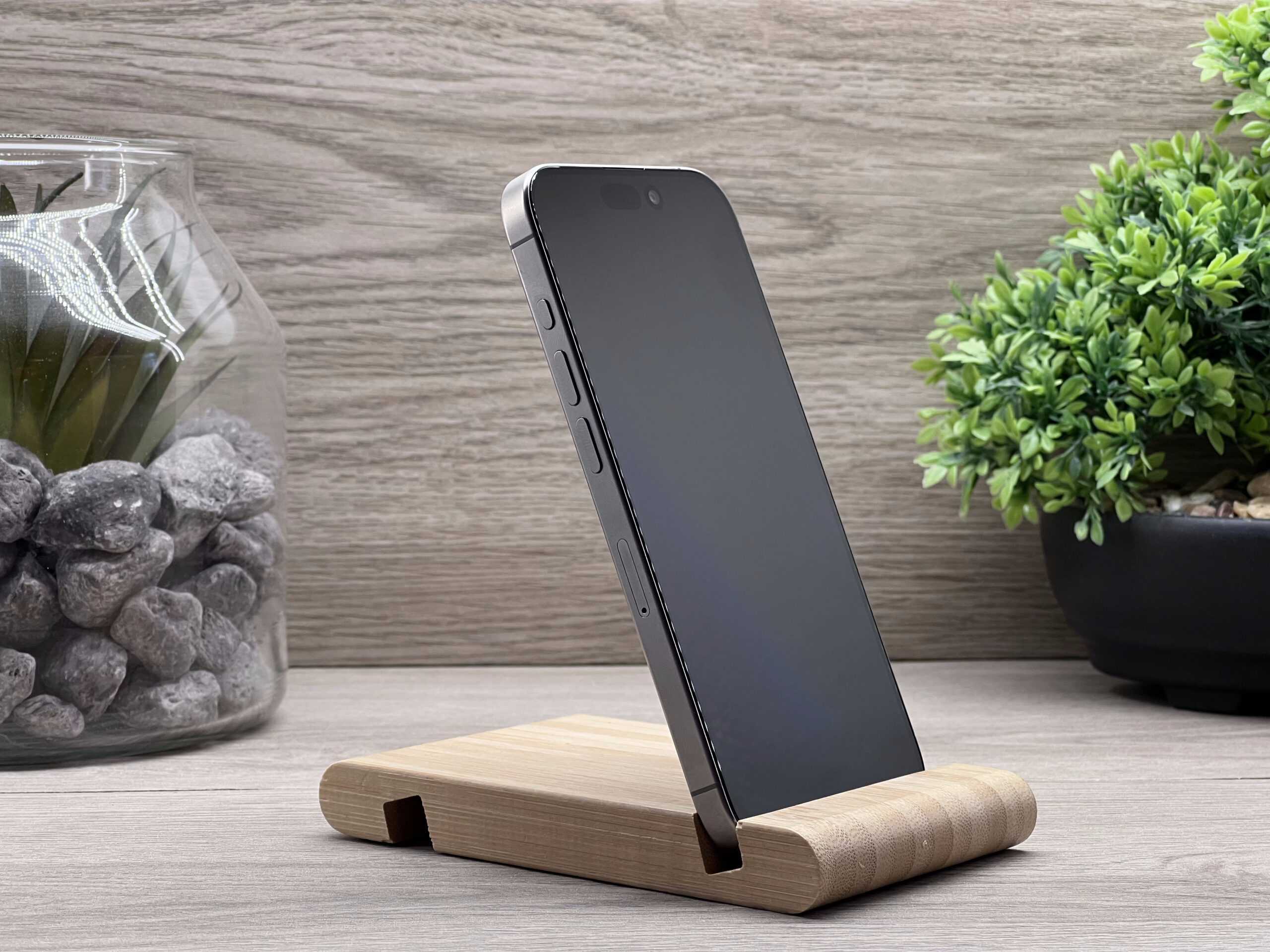 iPhone 15 Pro Natural Titanium 256GB 2 ÉV Garanciával Számlával Aksi 94%
