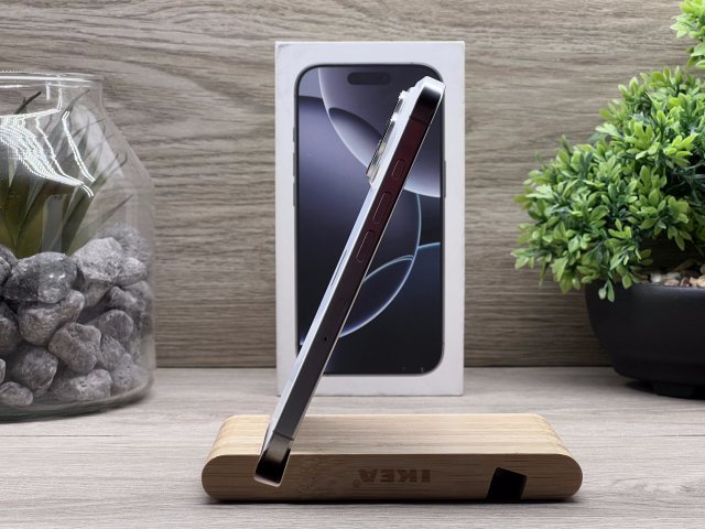 Hibátlan iPhone 16 Pro White Titanium 256GB 2 ÉV Garanciával Számlával Aksi 100%
