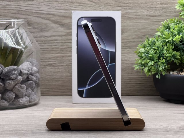 Hibátlan iPhone 16 Pro White Titanium 256GB 2 ÉV Garanciával Számlával Aksi 100%