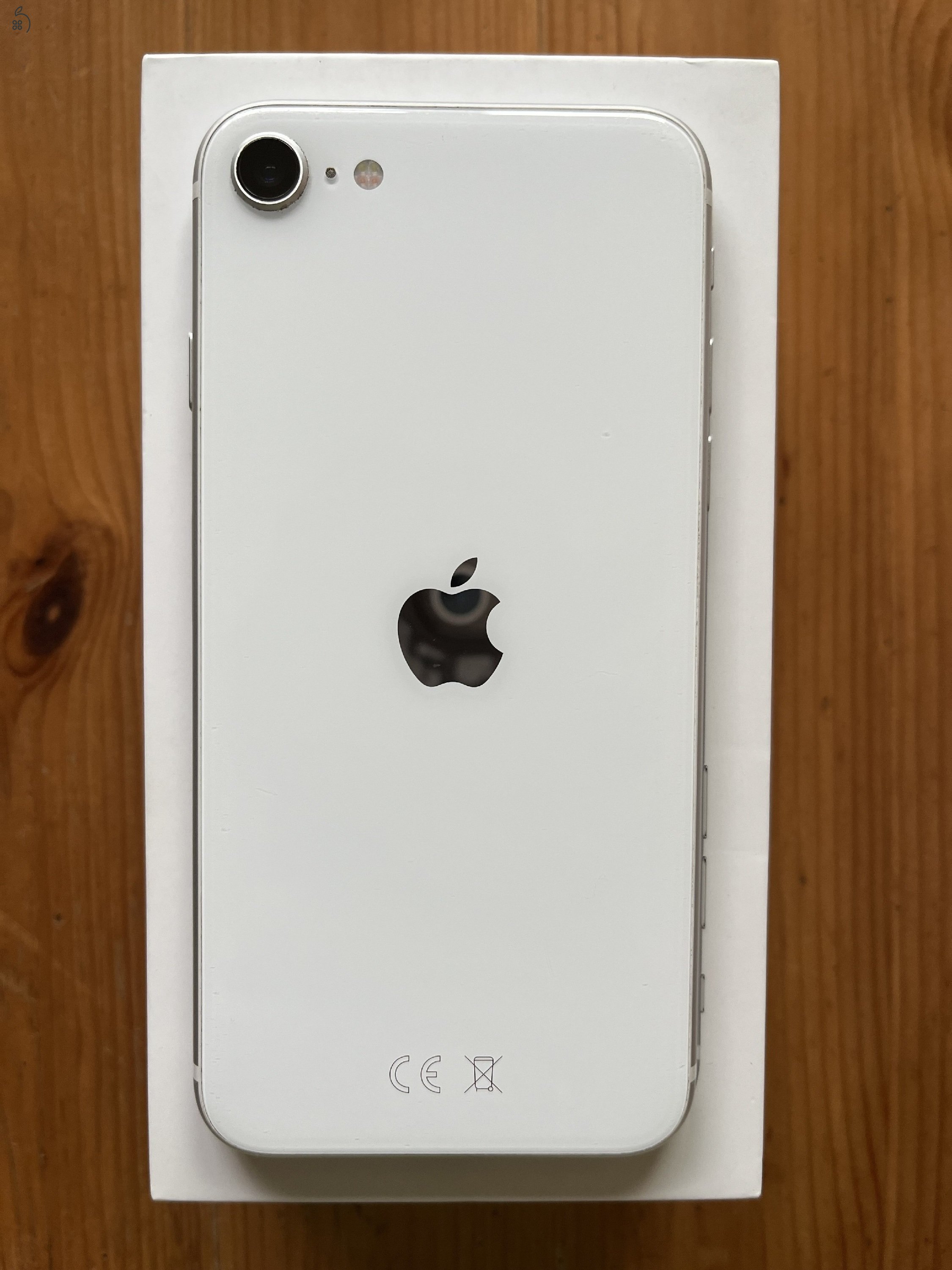 Iphone SE 2020 128 GB független fehér okos telefon