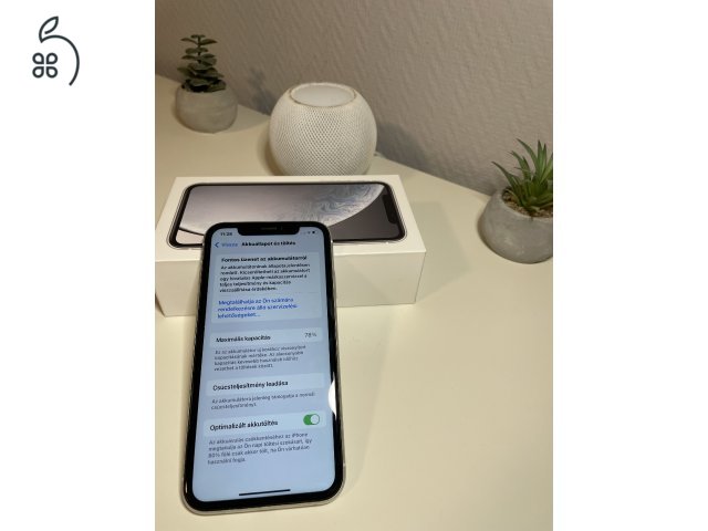 iPhone XR 128 GB White