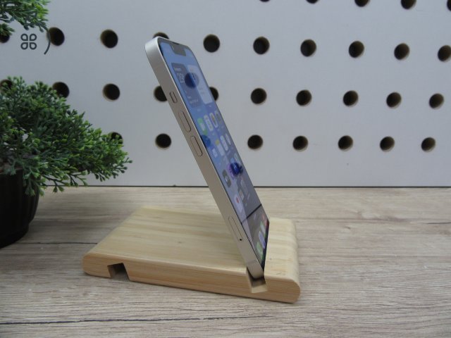 Apple iPhone 13 – Stílusos fehér, erős teljesítmény – 128 GB – Használt, karcmentes – 3 hónap garanciával