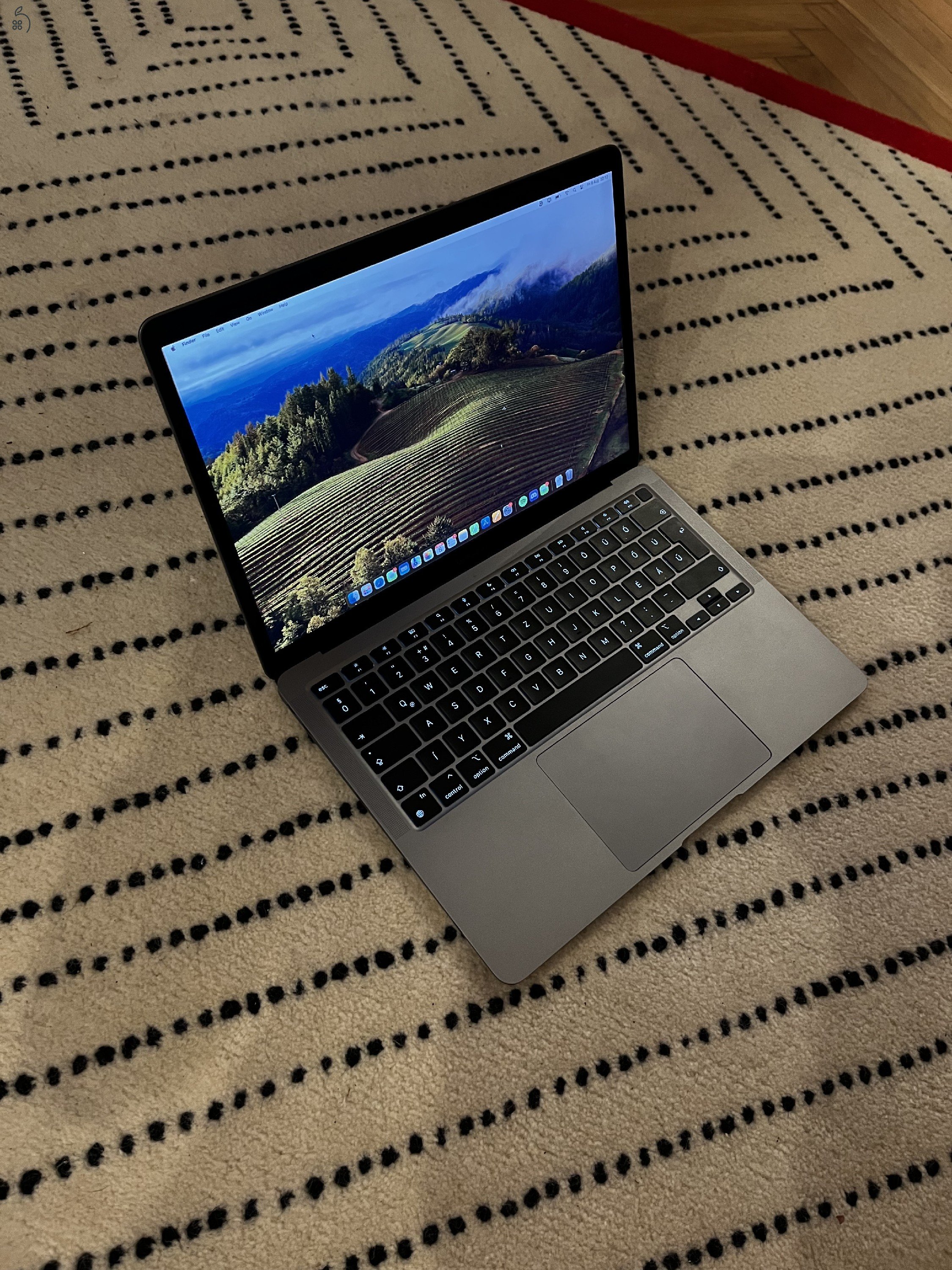 MacBook Air M1 2020 Eladó