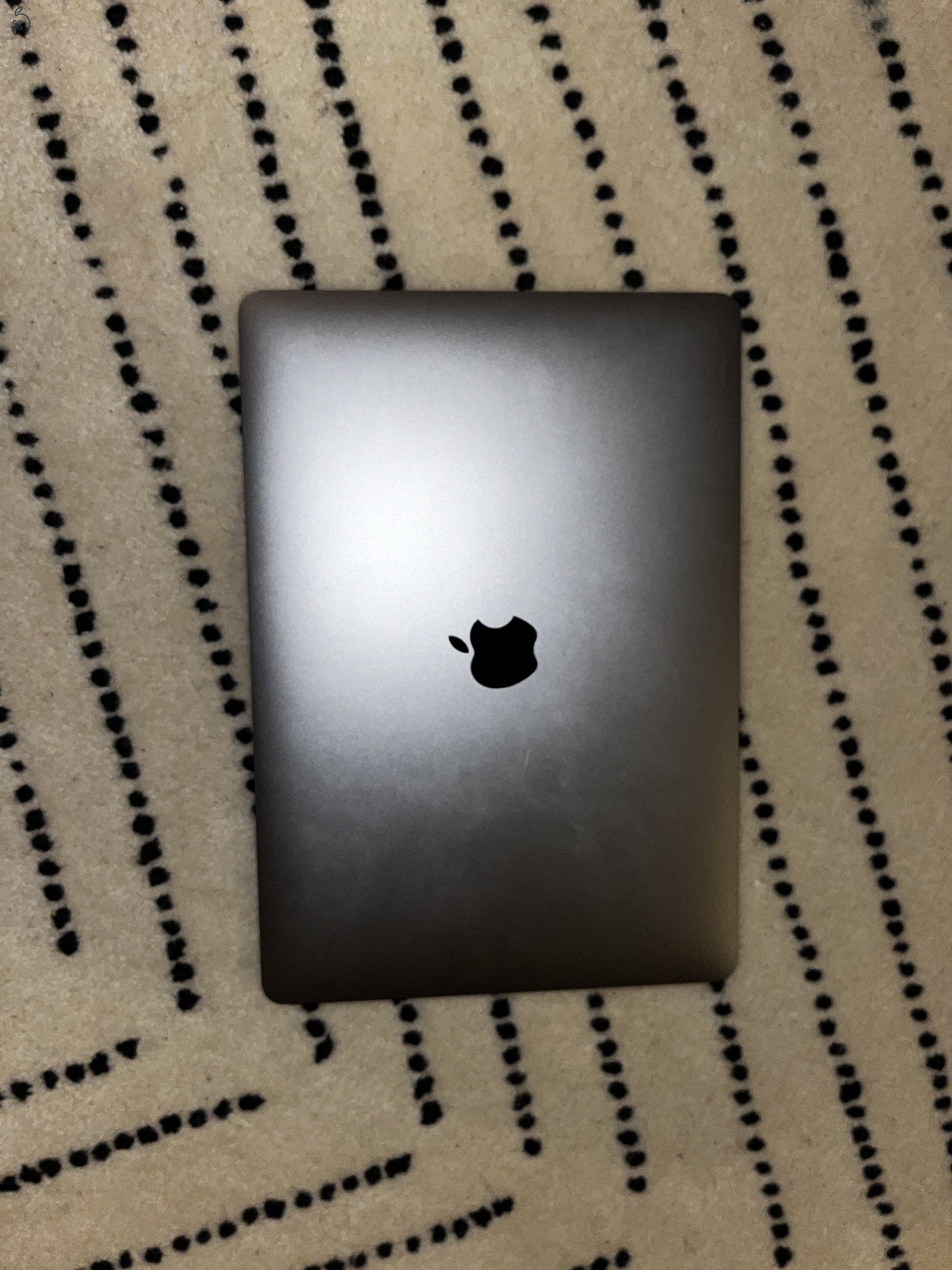 MacBook Air M1 2020 Eladó
