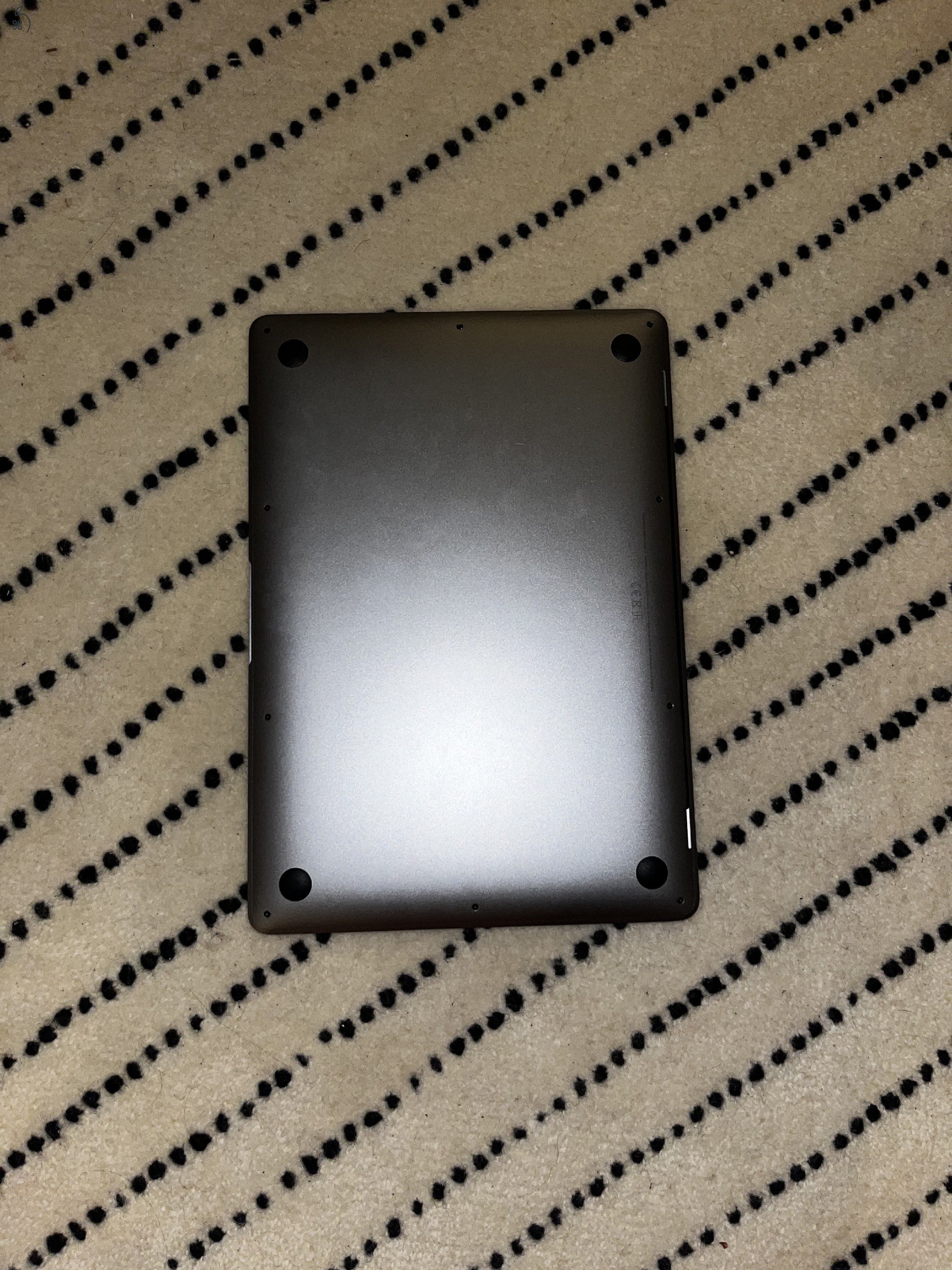 MacBook Air M1 2020 Eladó