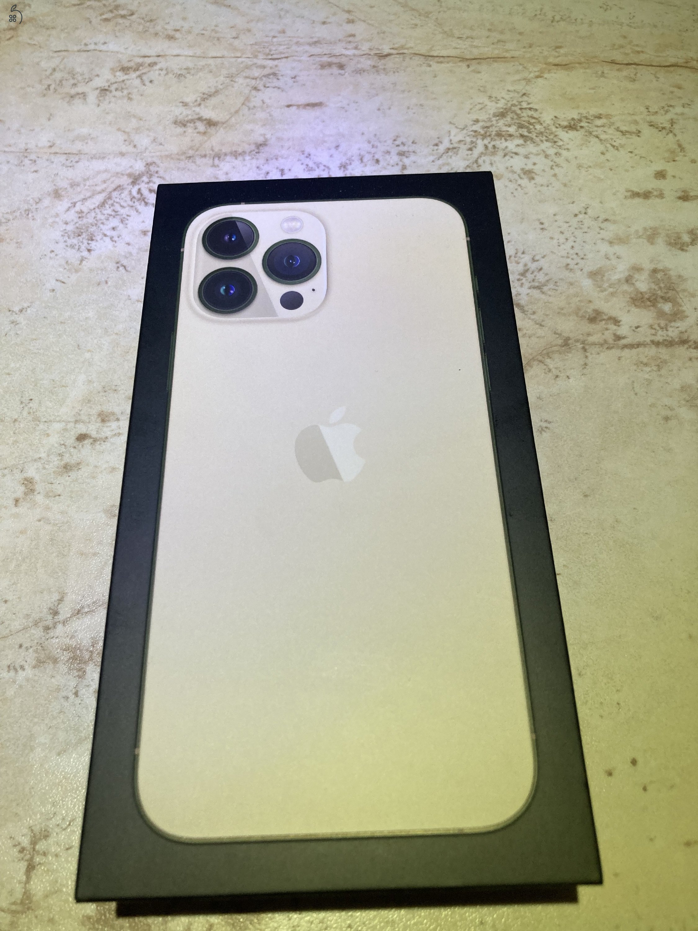 Eladó I phone 13 Pro Max Gold