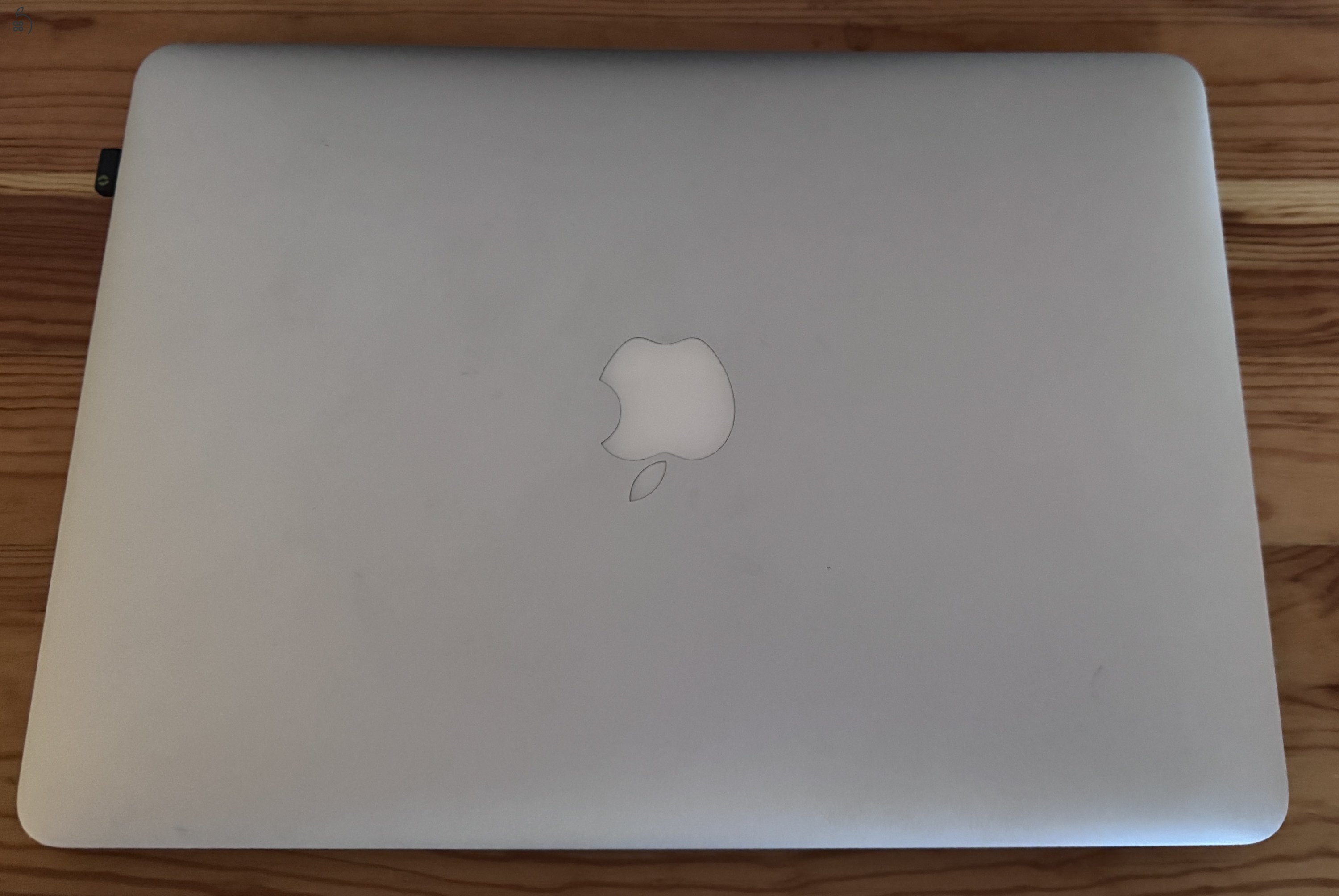 MacBook Air 13 2017 eladó, megkímélt állapotban