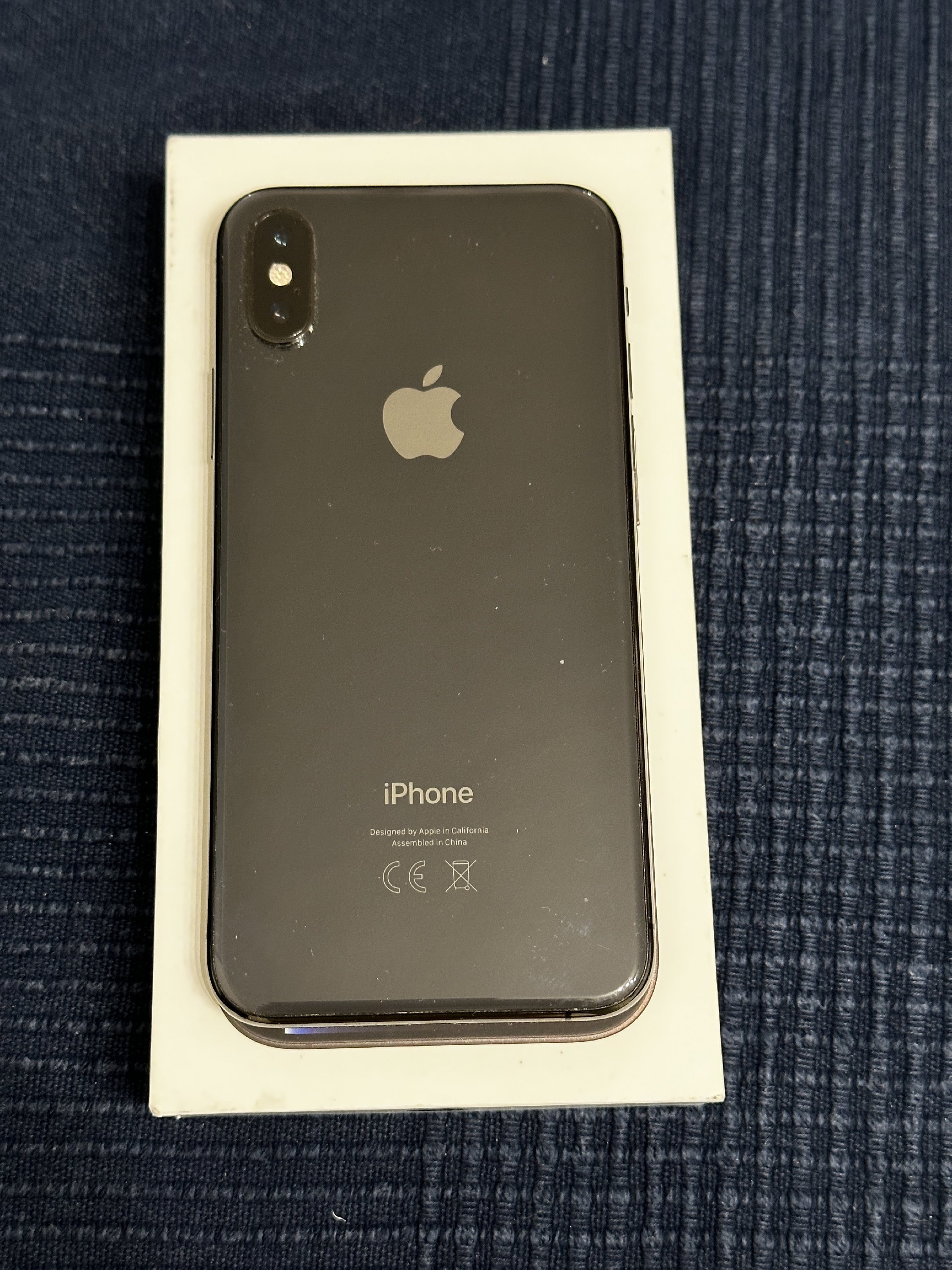 iPhone Xs 64GB