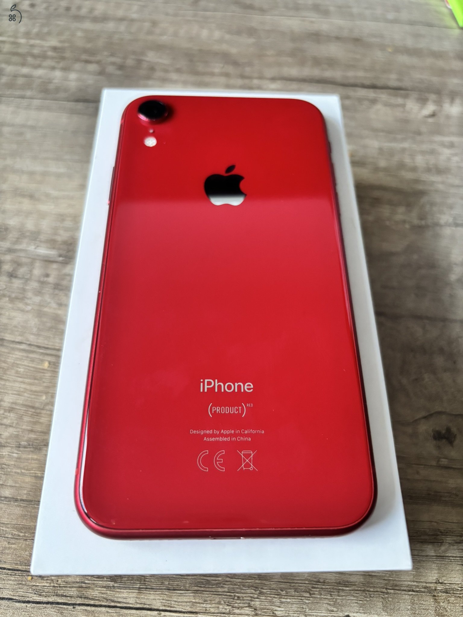 iPhone XR – Product Red – 64GB